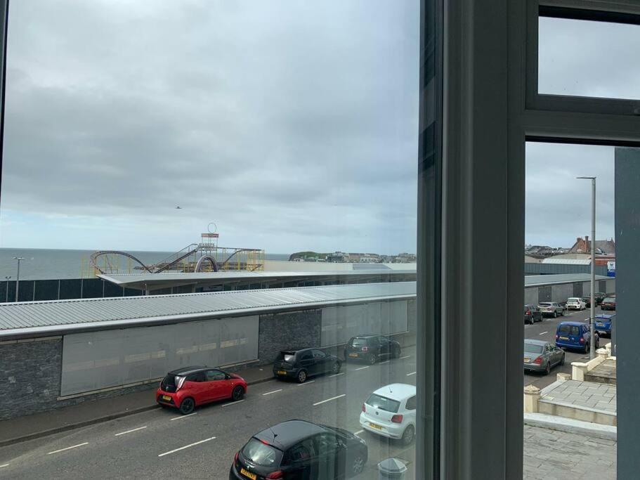 Modern Apartment With Sea Views Portrush Exterior foto